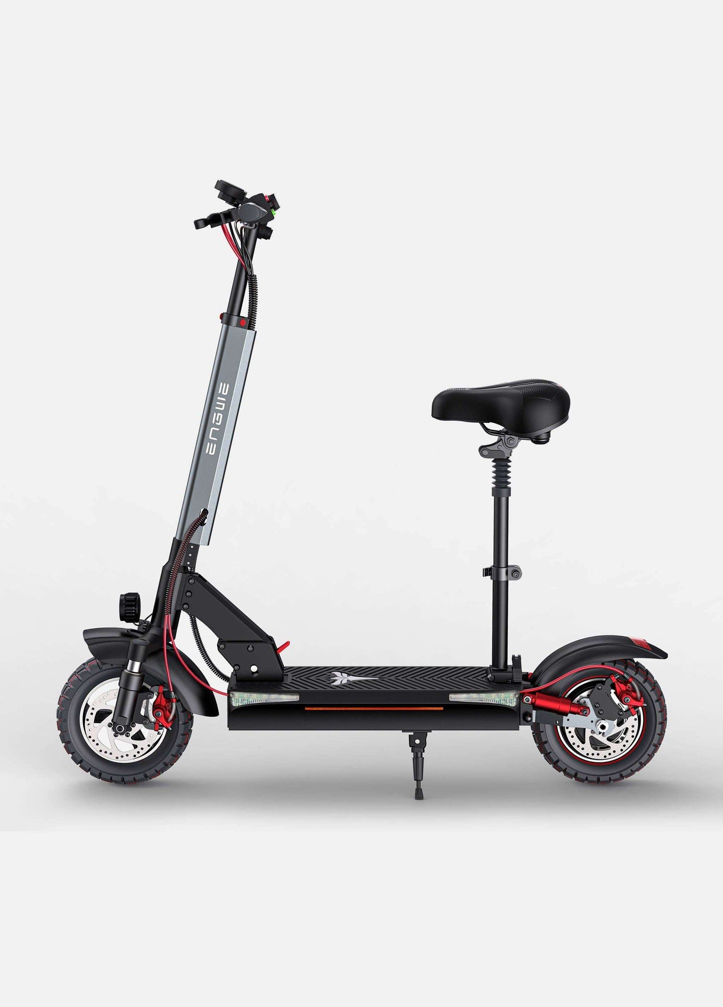 ENGWE Y600 e-scooter, black, 600W motor, 70 km range, seated design.